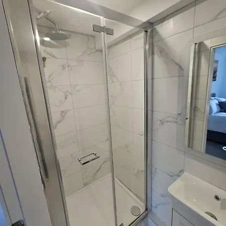 فندق مبيت وإفطار Number33 3*