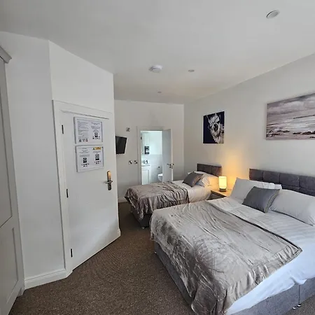 Number33 Bed & Breakfast *